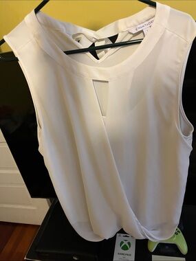 41 Hawthorn White Sleeveless Draped Chiffon Camisole
